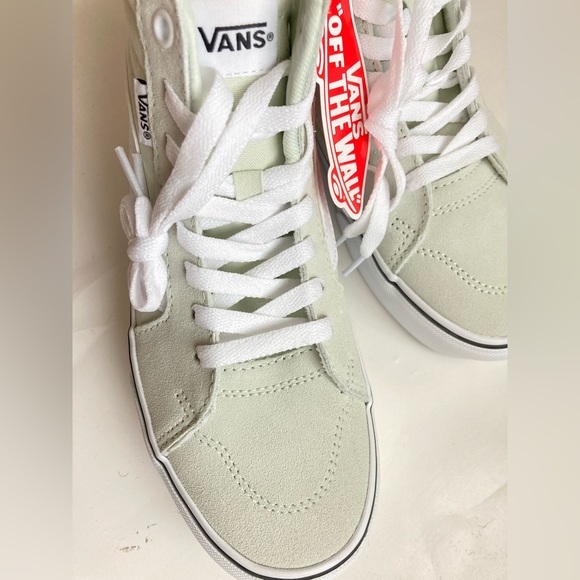 Vans hi tops sneakers SK 8 Vans pale green new Vans lace up hi top’s women’s 7.5 - Picture 2 of 7